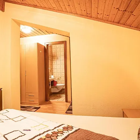 Molto Haus Raggal